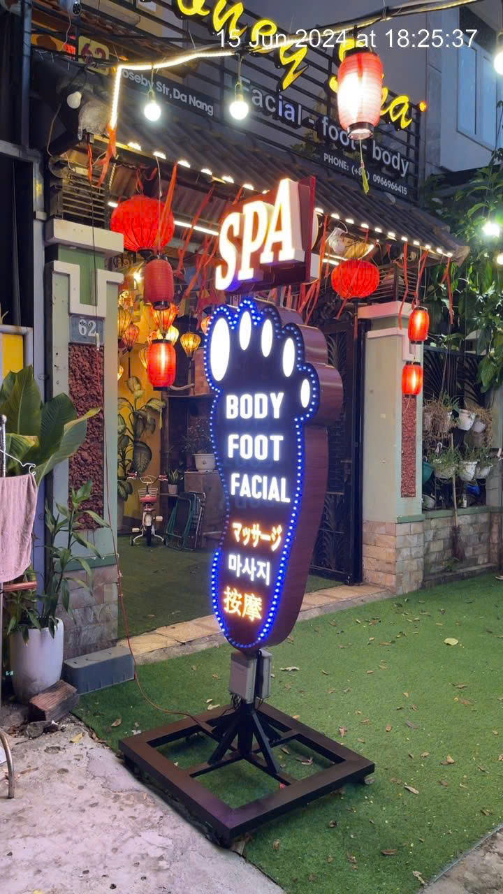 HỘP ĐÈN ÂM BẢNG