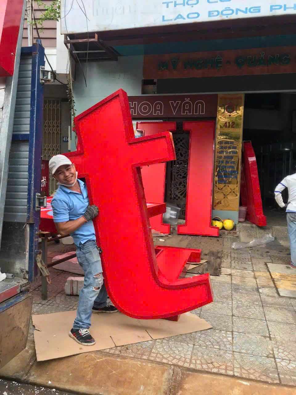 CHỮ MICA GÁY NHÔM